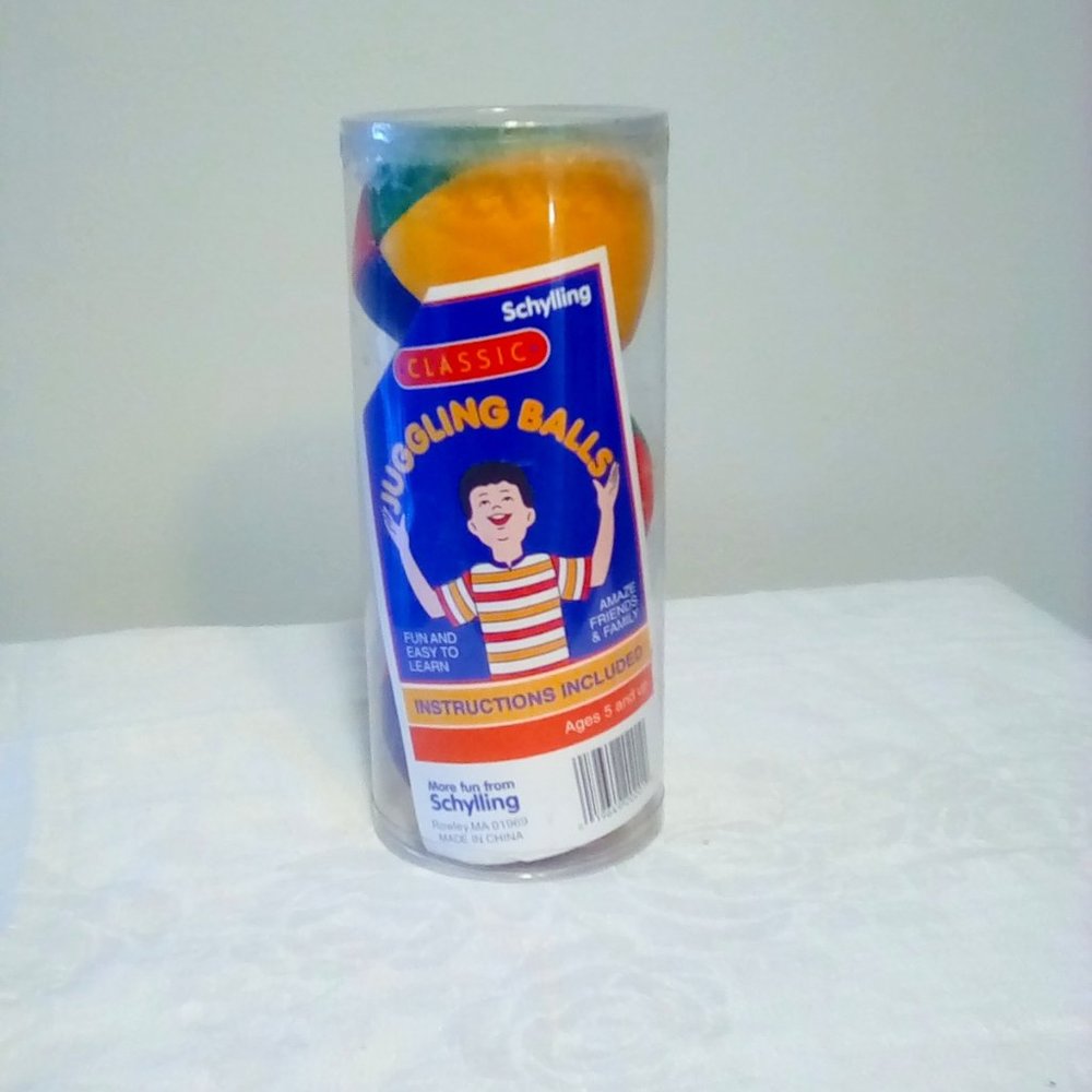 NIB set of Schylling Juggling Balls